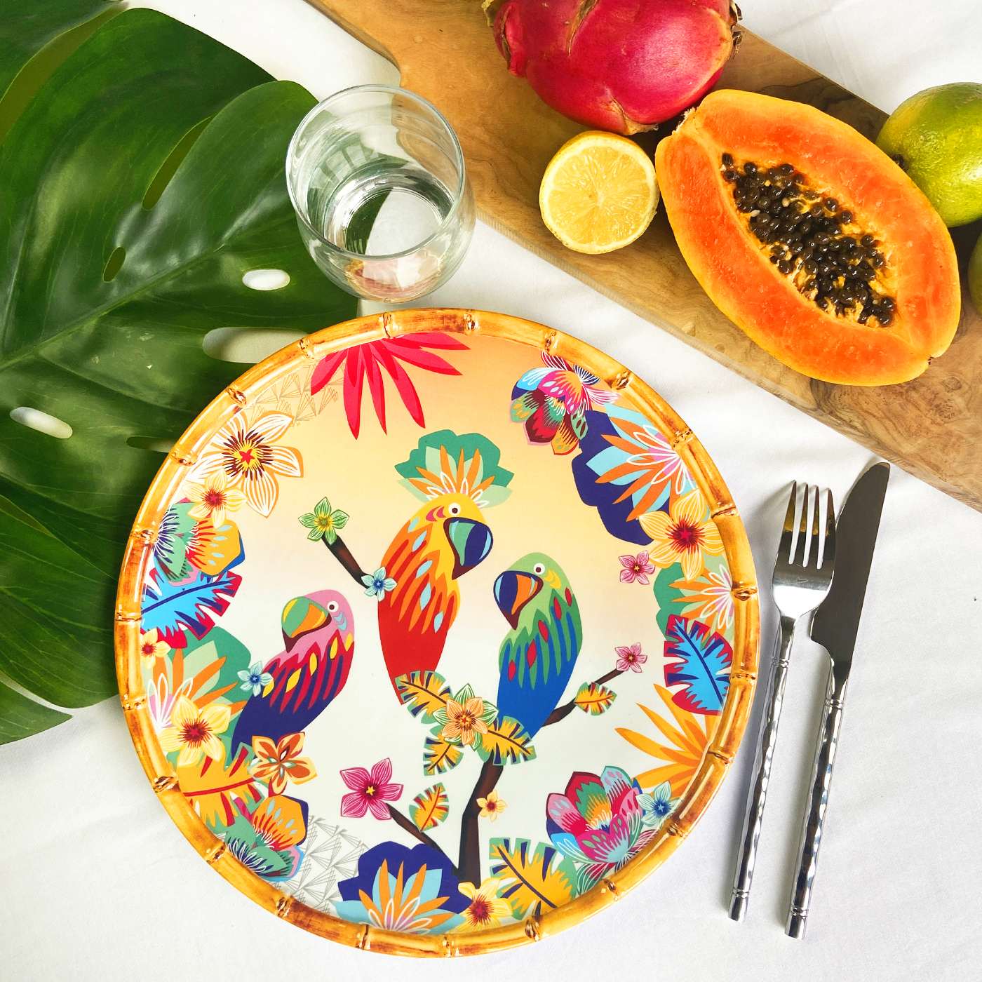 Groot eetbord in melamine met papegaaien - Ø 28 cm