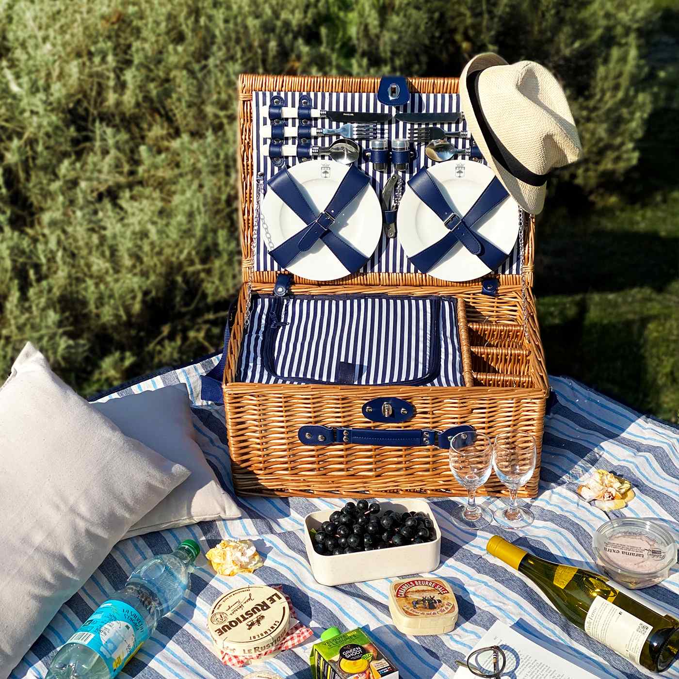 Picknickmand Fontainebleau met blue geruite stof - 4 personen