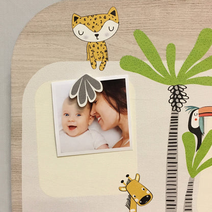Groot fotolijst voor babyfoto's met houten magneten "Gigi de giraf"