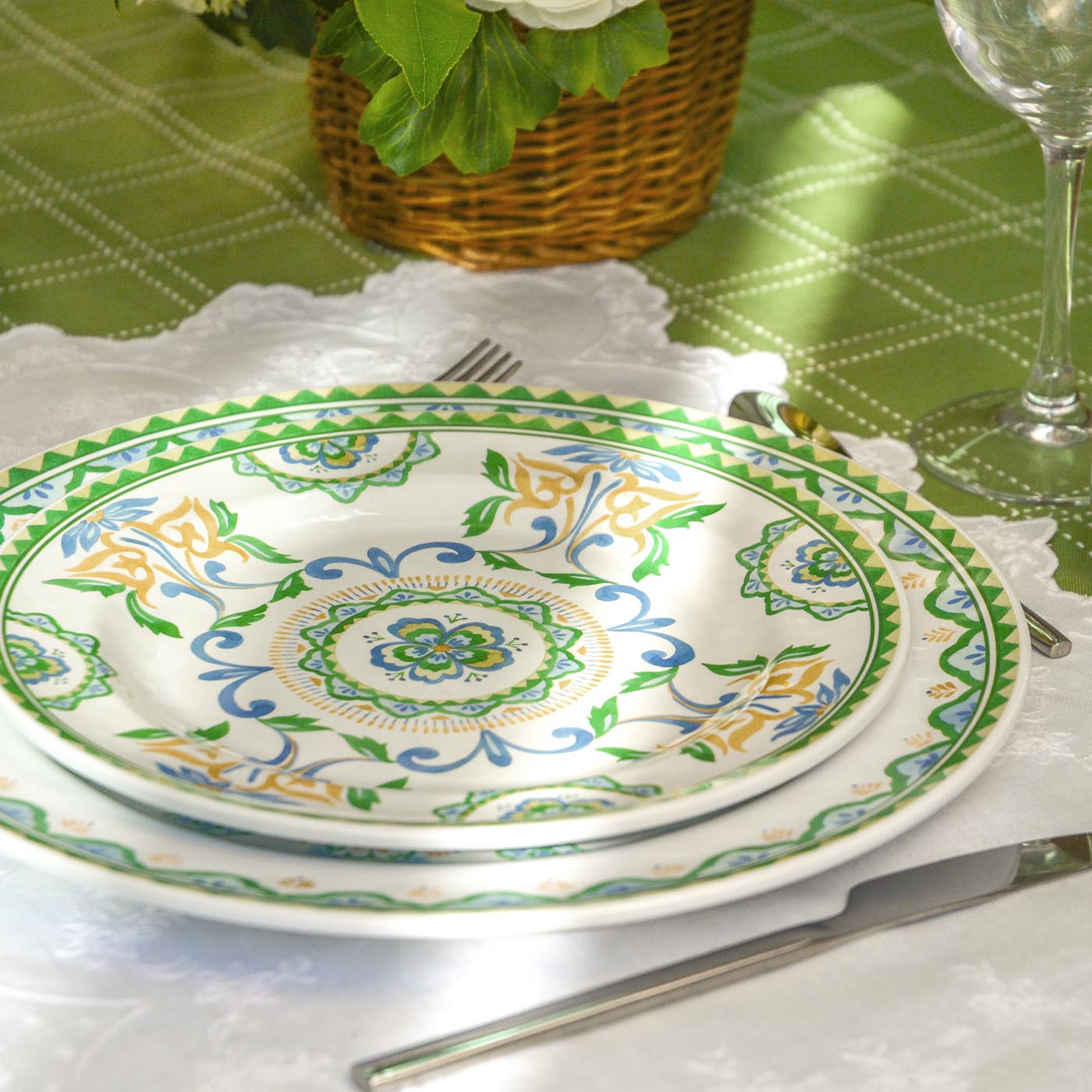 Klein_plat_dessertbord_van_melamine_Evora_-_22_cm_-_1400_x_1400 Foto van de gedekte tafel