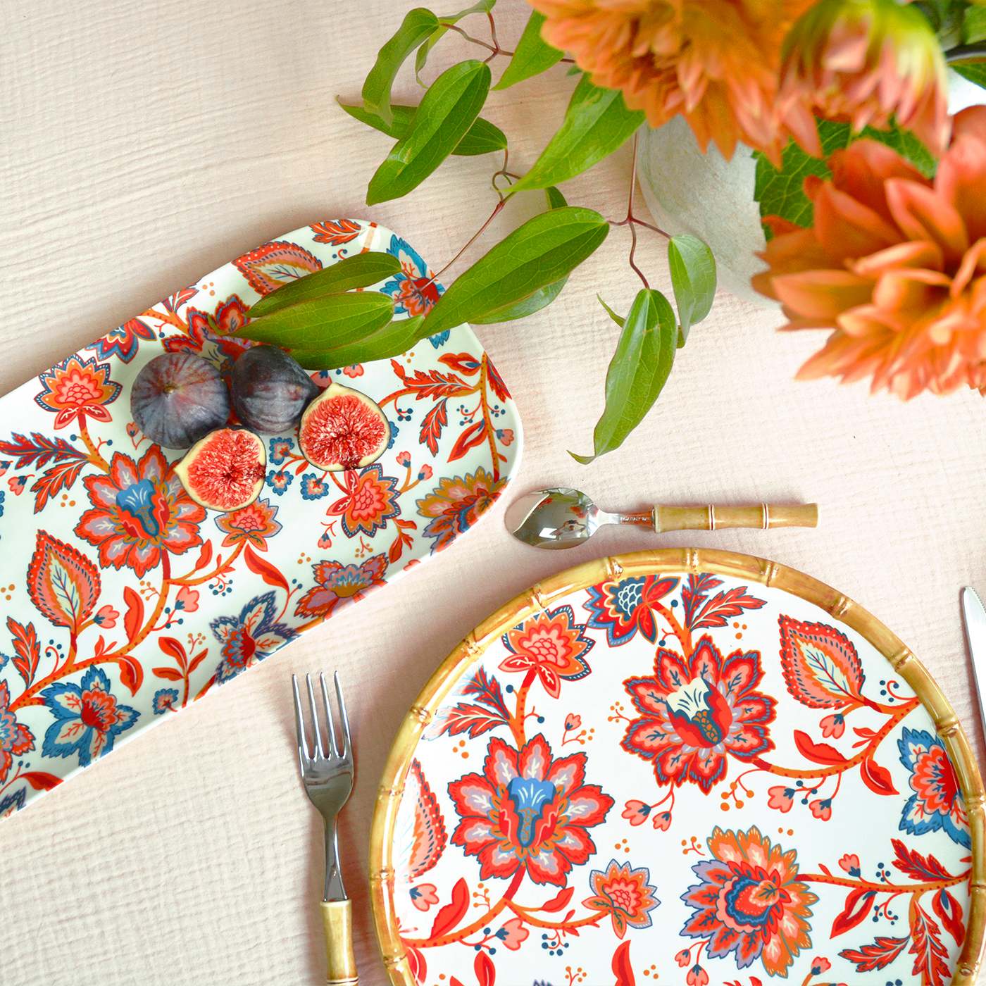 Lange rechthoekige melamine taartschaal met Indiase bloemen - 37,5 cm