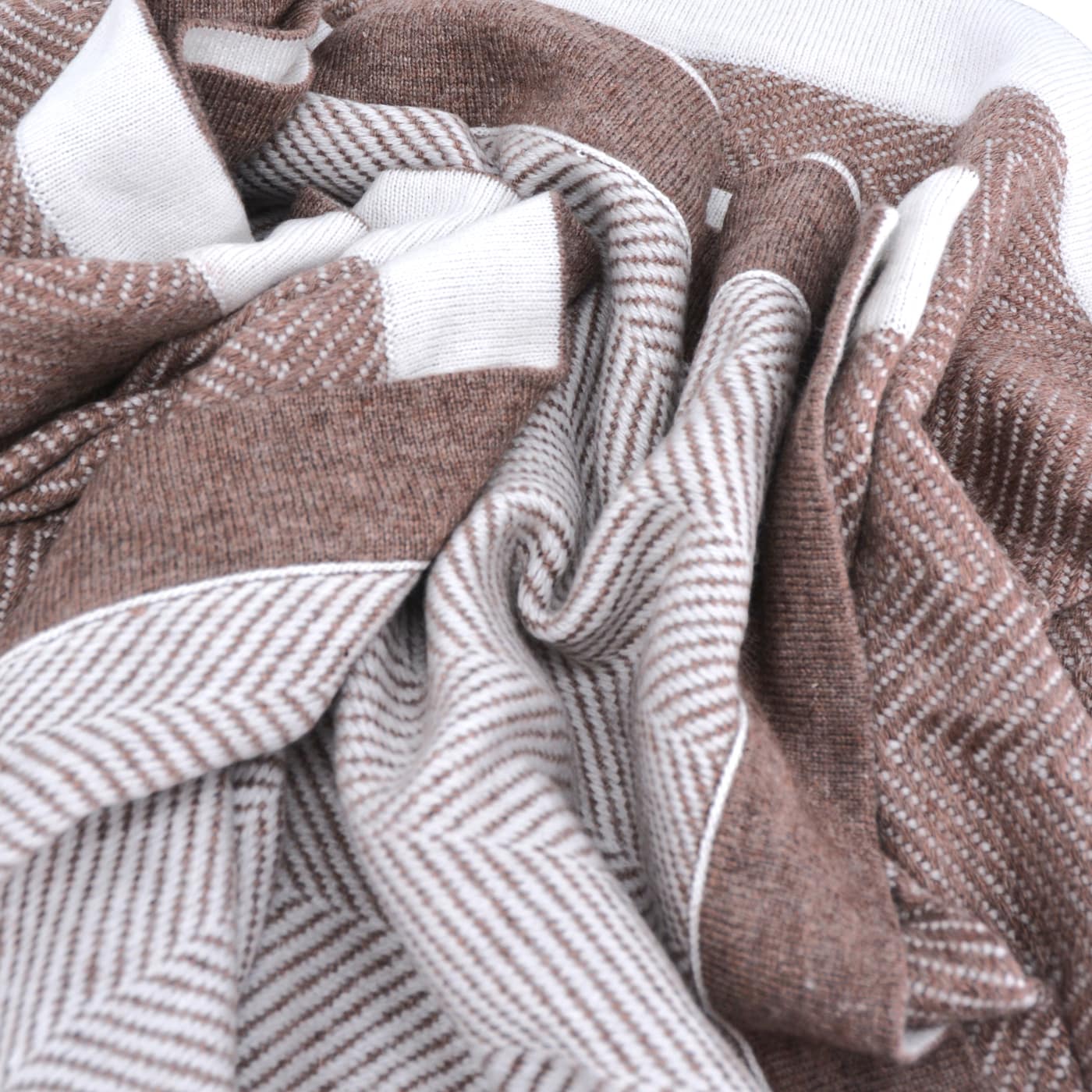 Wollen deken in bruin en ivoor - Grote visgraat - 130 x 200 cm